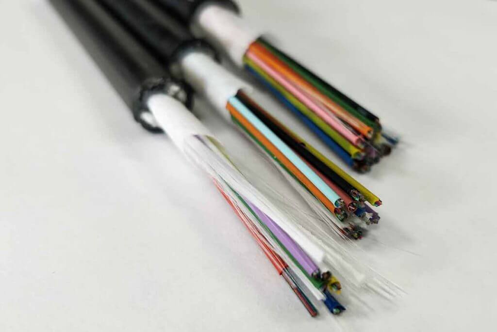 Colsons Noir 3.6 x 200mm - Outils Fiber - Site de Matériel fibre Optique